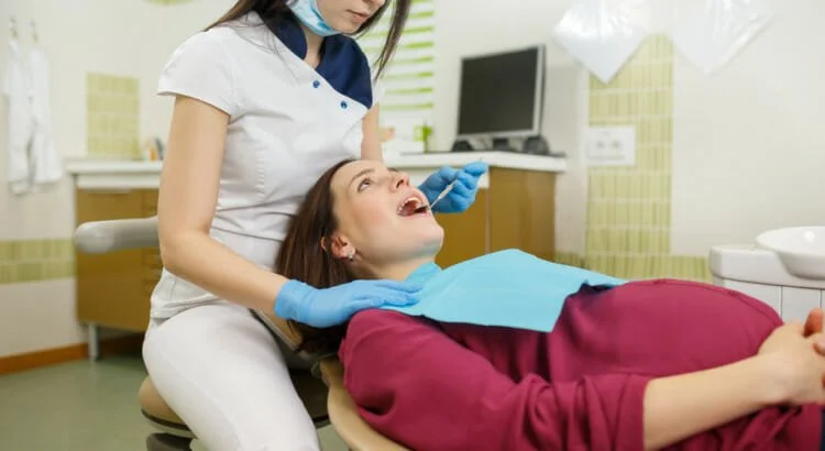 Grávida no dentista