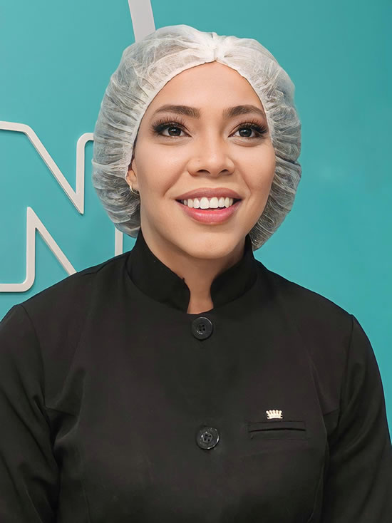 Dra. Dalila de Souza Marques (CRO 36.136)