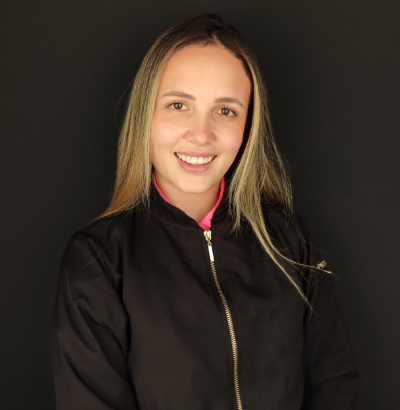 DRA. NICOLY REIS (CRO 30.217)