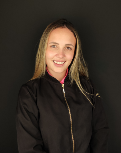 DRA. NICOLY REIS (CRO 30.217)