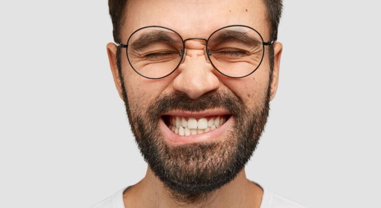 Como tratar o bruxismo (ranger de dentes)