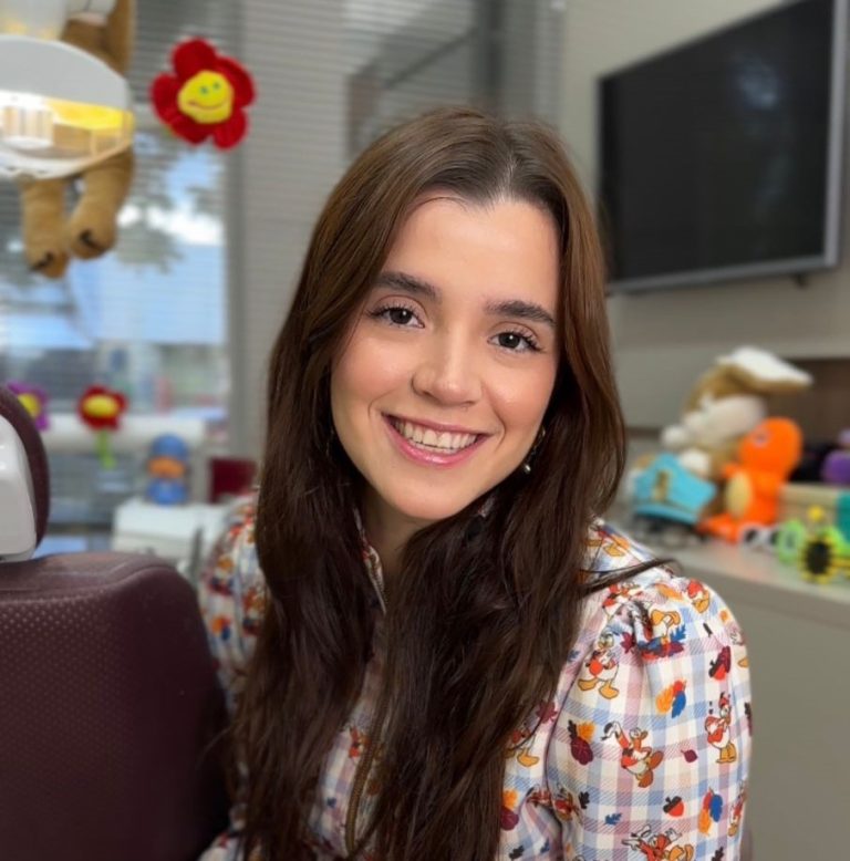 Dra Mariana Lareski P